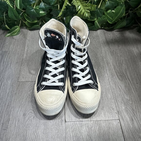 Converse Chuck Taylor High Embroidered Floral A01592C Wmn's Sz 8 - Picture 2 of 10